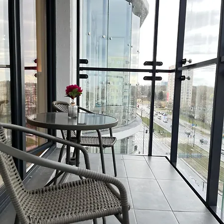 Perfect Kasprzaka 29 Wola Tower Apartamento Varsóvia